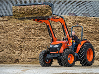 Traktor KUBOTA M4063 ROPS