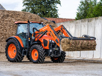 Traktor KUBOTA M5112 s elnm nakladaem LK 1500M